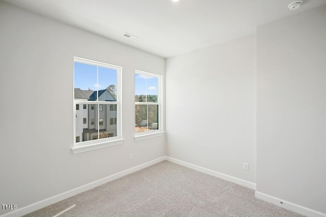 view of carpeted spare room