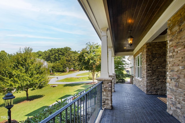 3209 Bryant Falls Ct, Raleigh, NC 27613 - balcony with covered porch