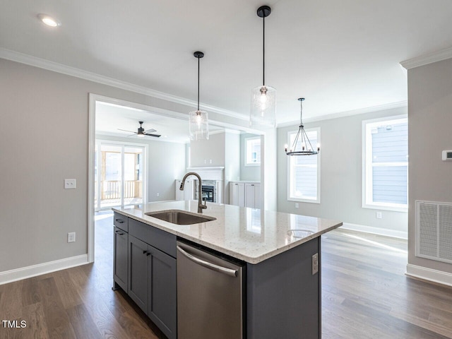 kitchen with dishwasher, sink, hanging light fixtures, an island with sink, and dark hardwood / wood-style flooring