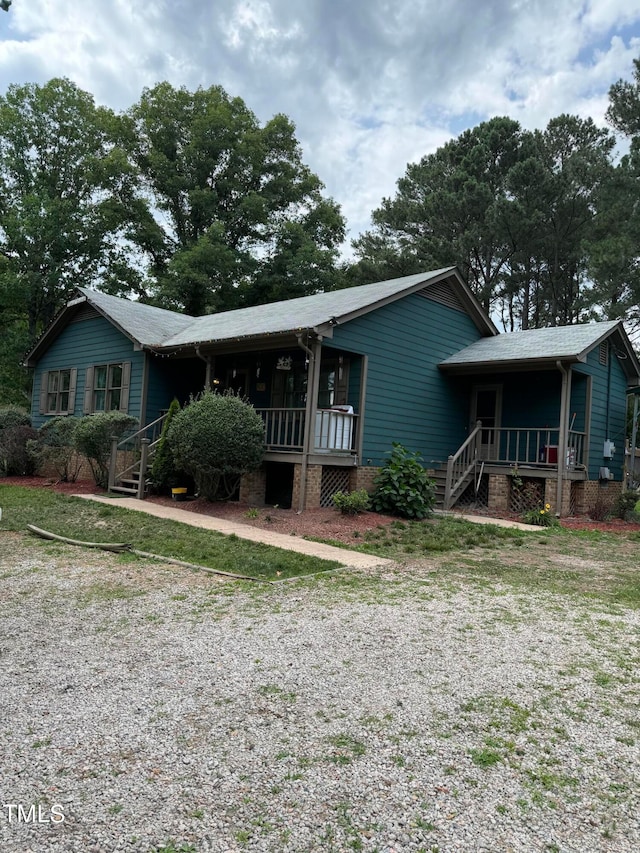 view of front facade featuring covered porch