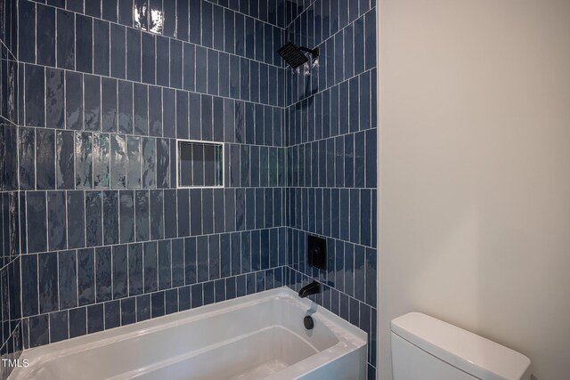 1000 Marilyn Dr, Raleigh, NC 27607 - full bath with toilet and bathing tub / shower combination