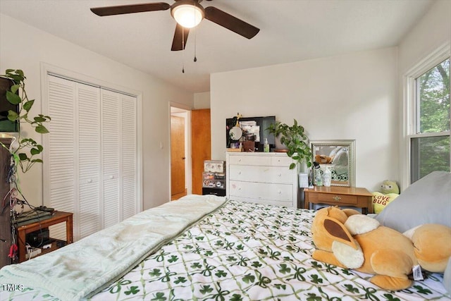 104 Argyle Ct, Garner, NC 27529 - bedroom with a ceiling fan and a closet