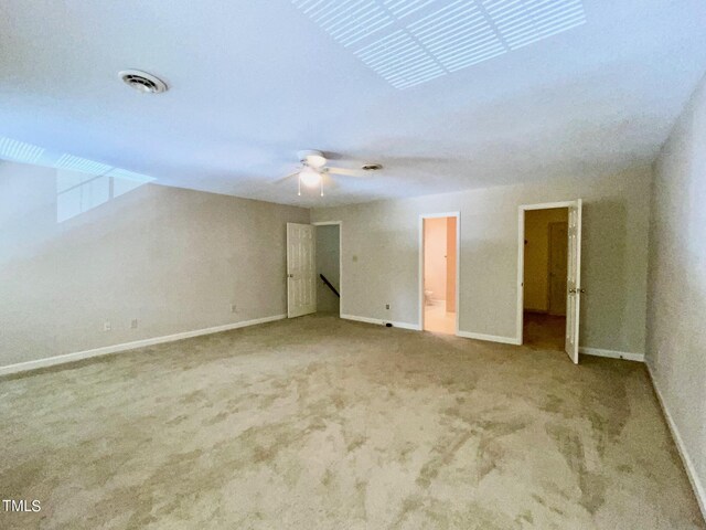 spare room with carpet flooring