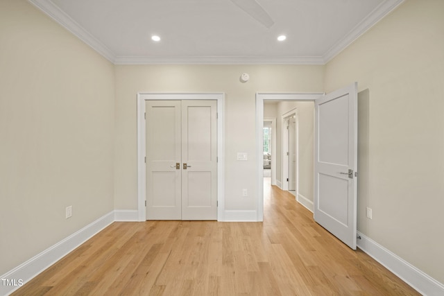 unfurnished bedroom featuring ornamental molding, baseboards, light wood-type flooring, and recessed lighting