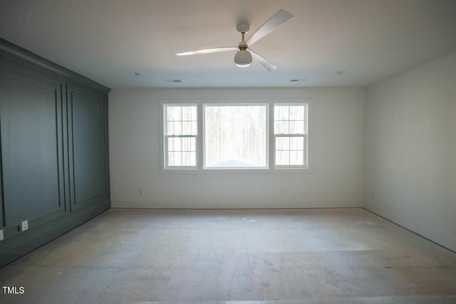 spare room featuring ceiling fan