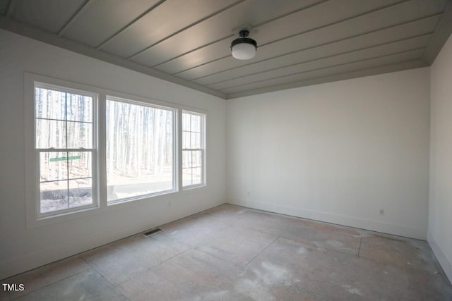 empty room featuring a wealth of natural light