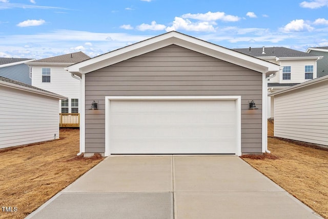 view of detached garage