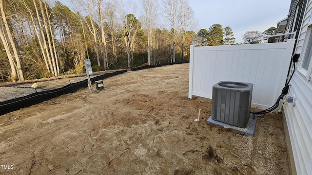 view of yard featuring central AC unit