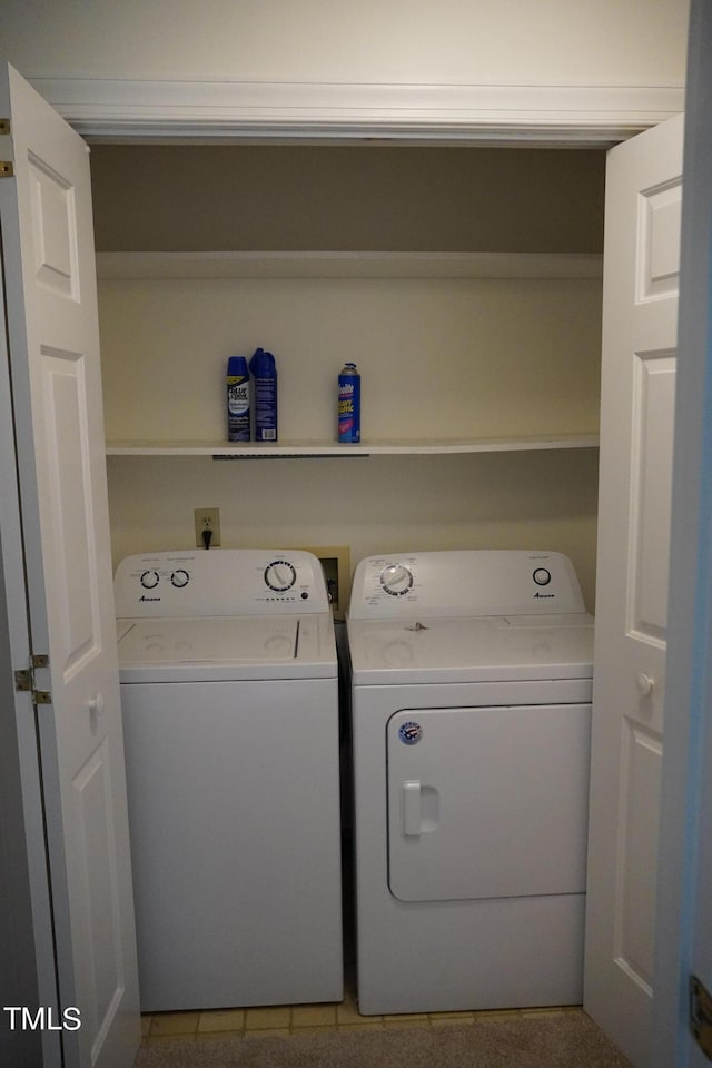 laundry room featuring independent washer and dryer