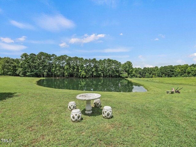 view of yard with a water view