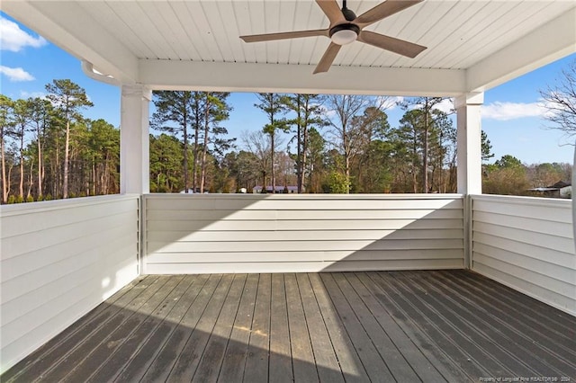 deck with ceiling fan