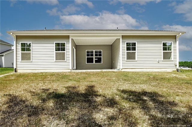 5513 Tall Timbers Dr, Fayetteville, NC 28311 - back of property featuring a yard