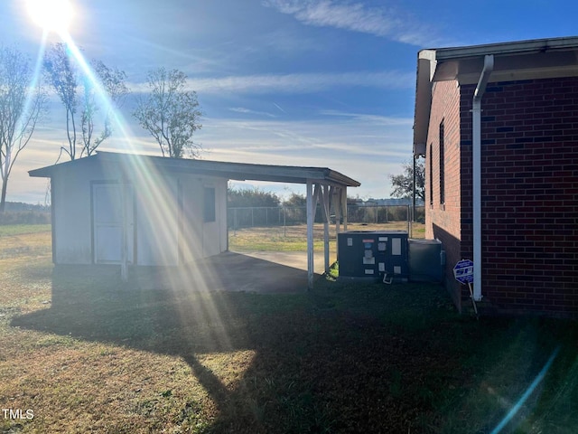 view of outdoor structure with a carport