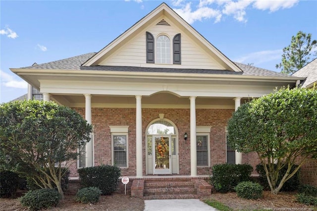 view of front facade with covered porch