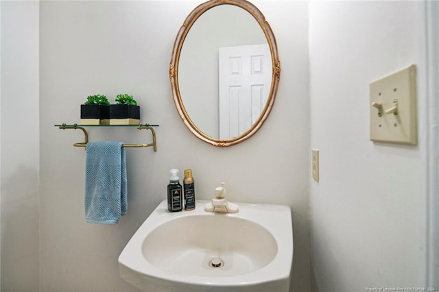 bathroom with sink