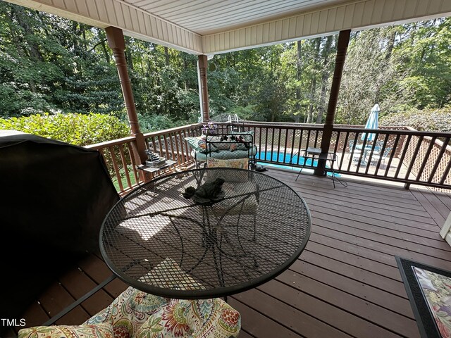 deck with grilling area