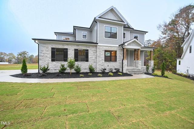 craftsman house with a front yard