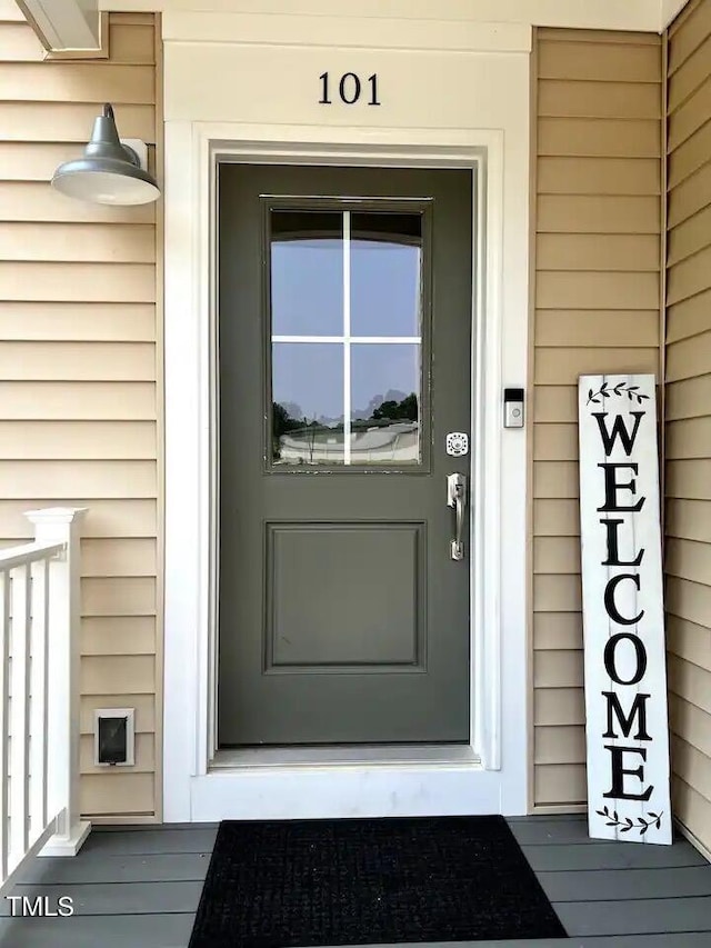 view of entrance to property