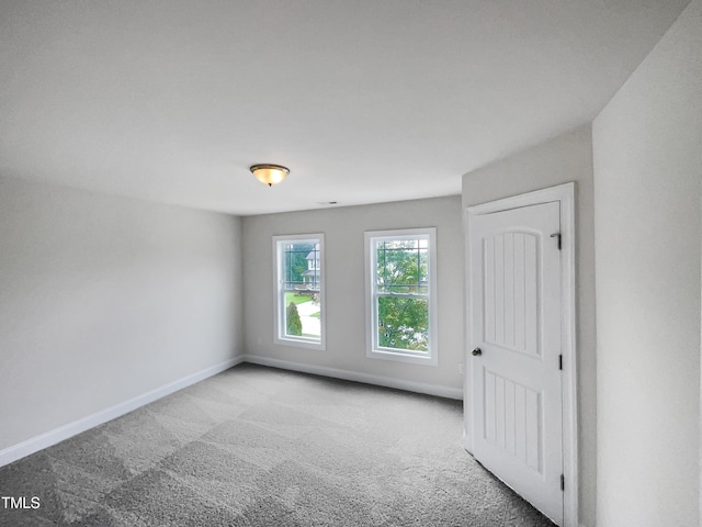 empty room with carpet