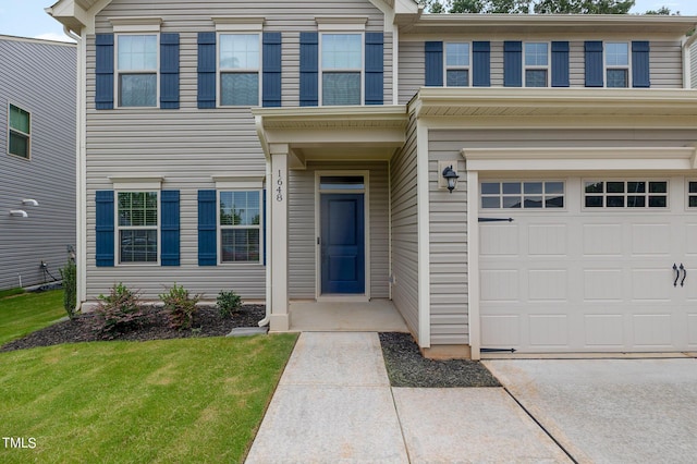 view of front of house with a front yard