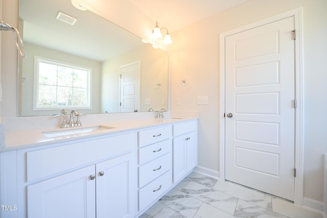 bathroom with vanity