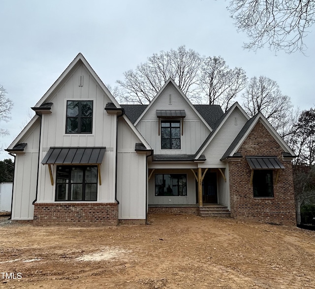 view of modern inspired farmhouse