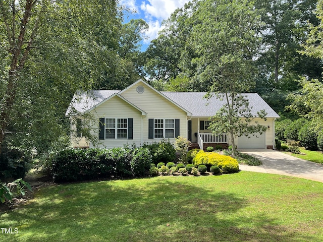 ranch-style house with a front yard