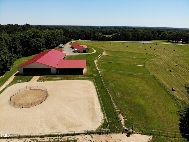 birds eye view of property featuring a rural view