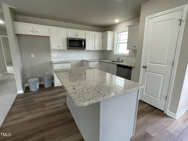749 Sherrill Farm Dr, Benson, NC 27504 - photo 4