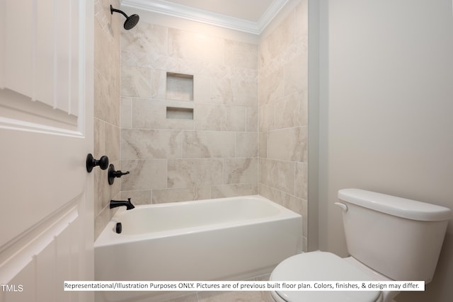 bathroom featuring crown molding, toilet, and tiled shower / bath