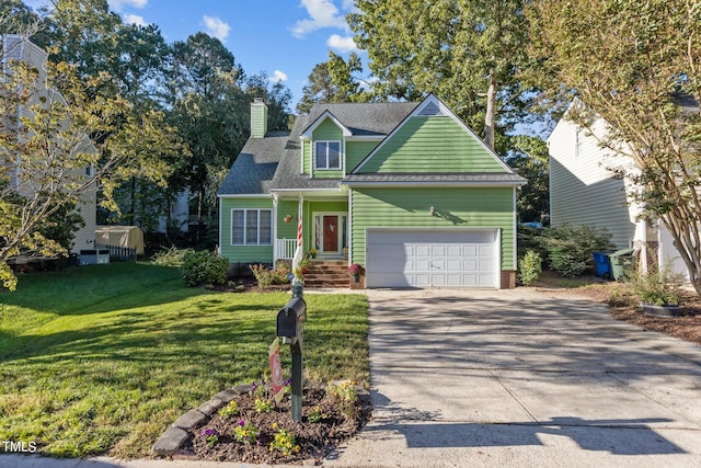 view of front of house featuring a front lawn and a garage