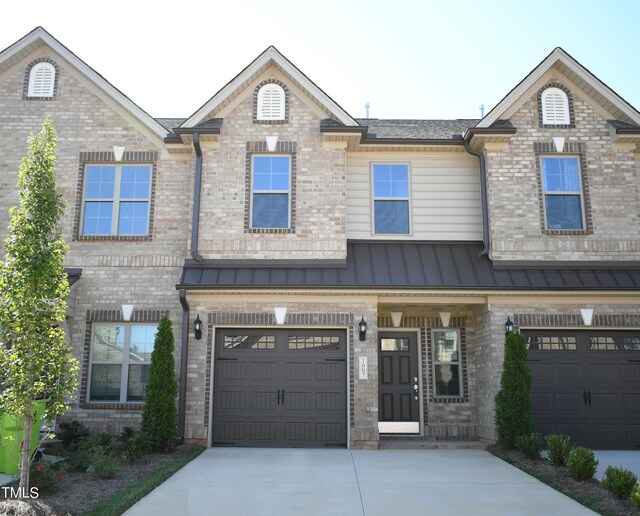 1033 Bonanza Ln Unit 34, Mebane, NC 27302 - multi unit property featuring a garage