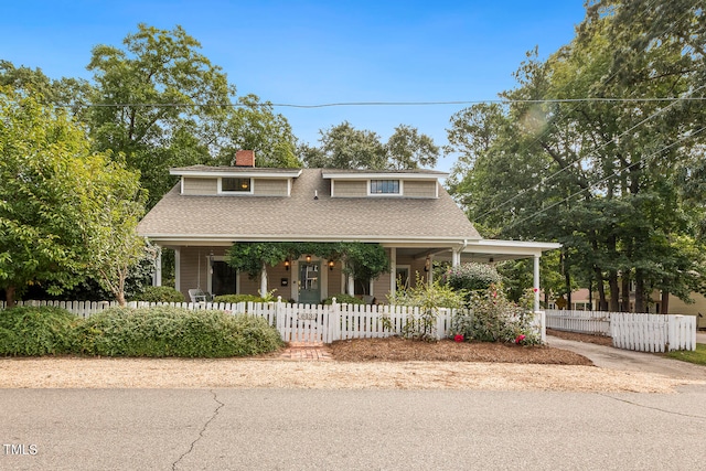 view of front of home featuring a porch