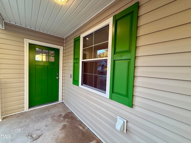 view of property entrance