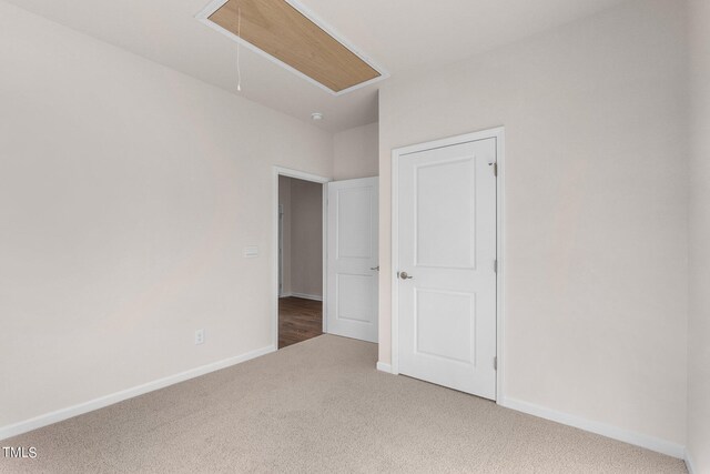 unfurnished bedroom featuring carpet flooring