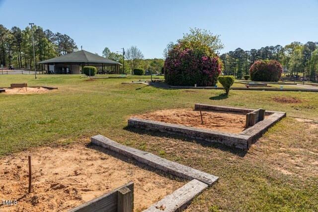 130 Iriquois Dr, Louisburg, NC 27549