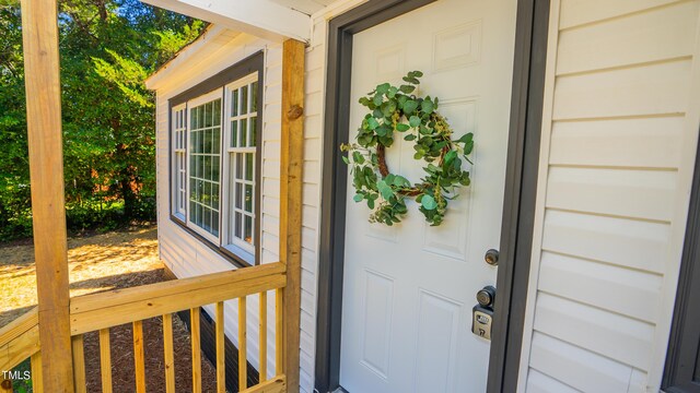 view of property entrance