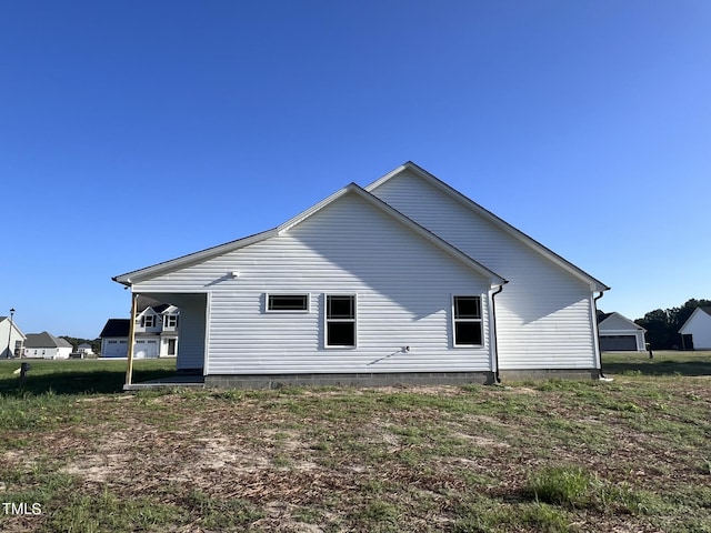 194 Lotus Ave, Smithfield, NC 27577 - view of back of property
