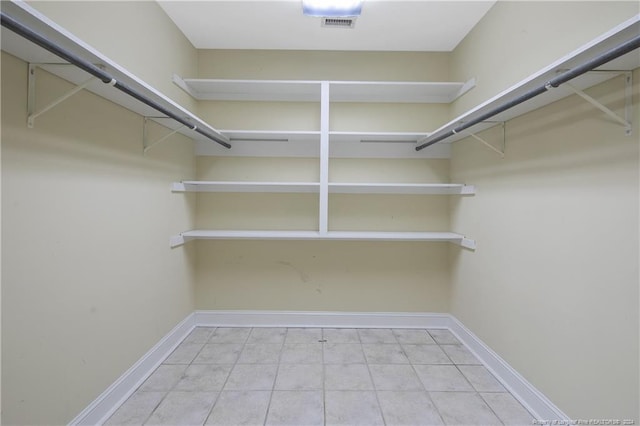 2116 Winterlochen Rd, Fayetteville, NC 28305 - view of spacious closet
