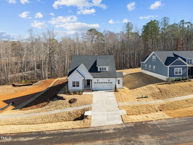 view of front of house featuring a garage