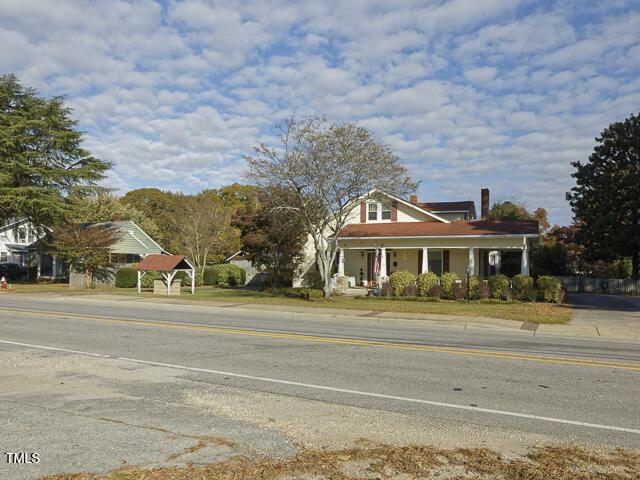 715 E Broad St, Fuquay Varina, NC 27526 - view of asphalt street