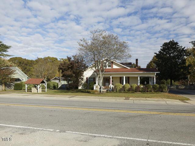 715 E Broad St, Fuquay Varina, NC 27526 - view of front of property