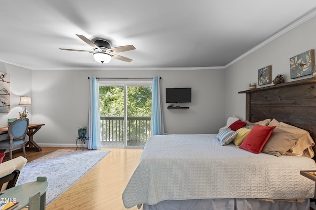 bedroom featuring crown molding, access to exterior, ceiling fan, and light hardwood / wood-style flooring