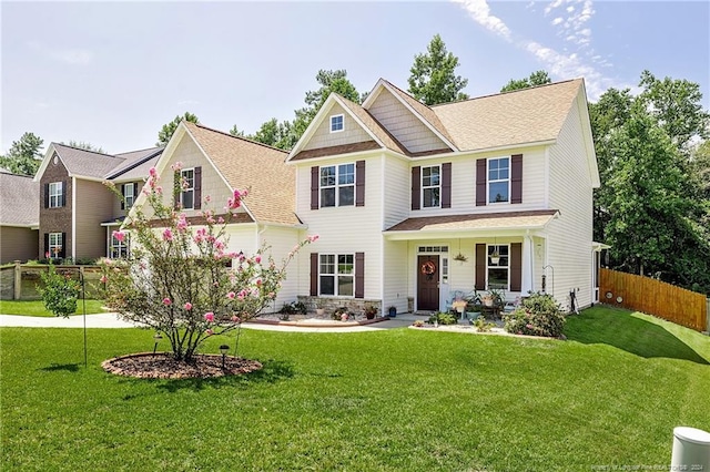 view of front of property with a front yard