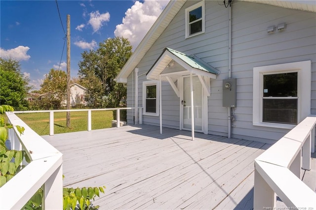 111 Sanford Rd, Laurinburg, NC 28352 - view of wooden deck