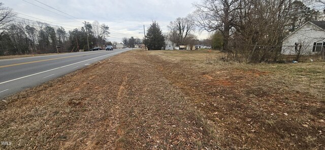 878 Old Hollow Rd, Winston-Salem, NC 27105