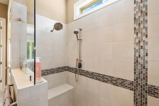 108 Boone St, Chapel Hill, NC 27516 - bathroom with tiled shower