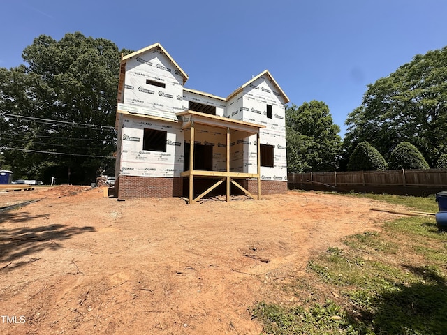 208 E Whitaker Mill Rd, Raleigh, NC 27608 - back of property featuring fence