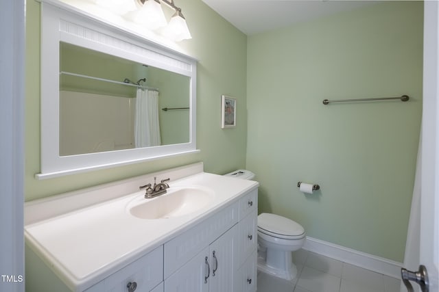 bathroom with tile patterned floors, a shower with shower curtain, vanity, and toilet