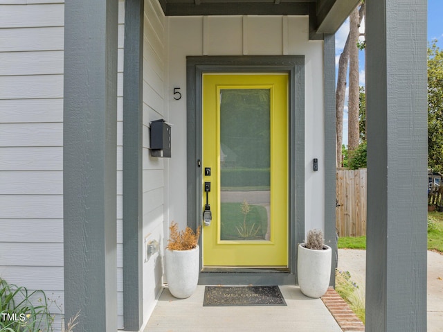 view of entrance to property